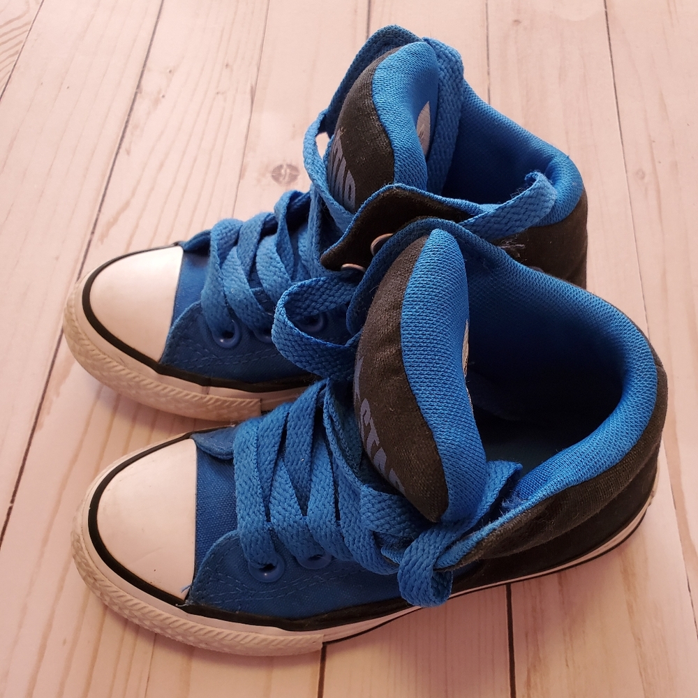 Boy Converse